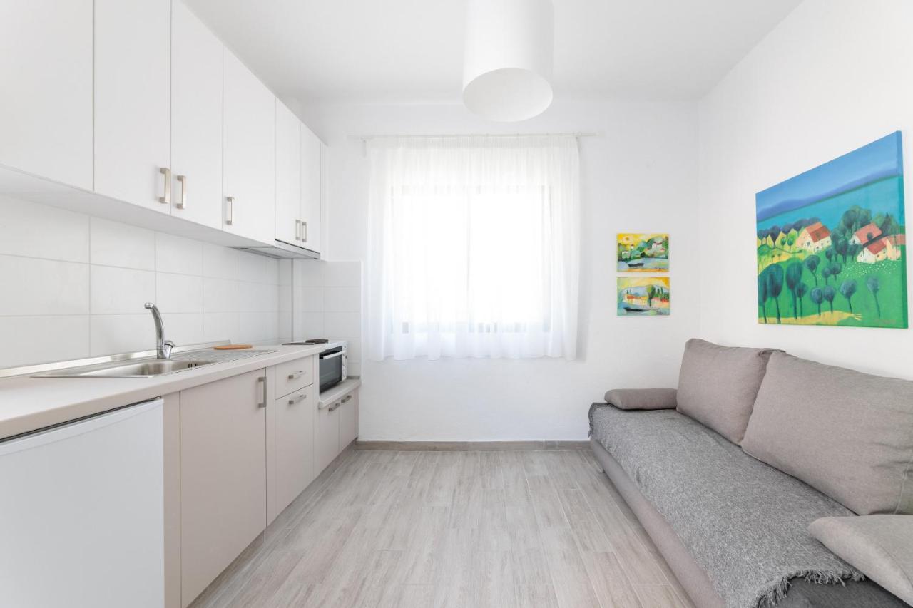 Valasi Apartments Szkála Fúrkasz Kültér fotó